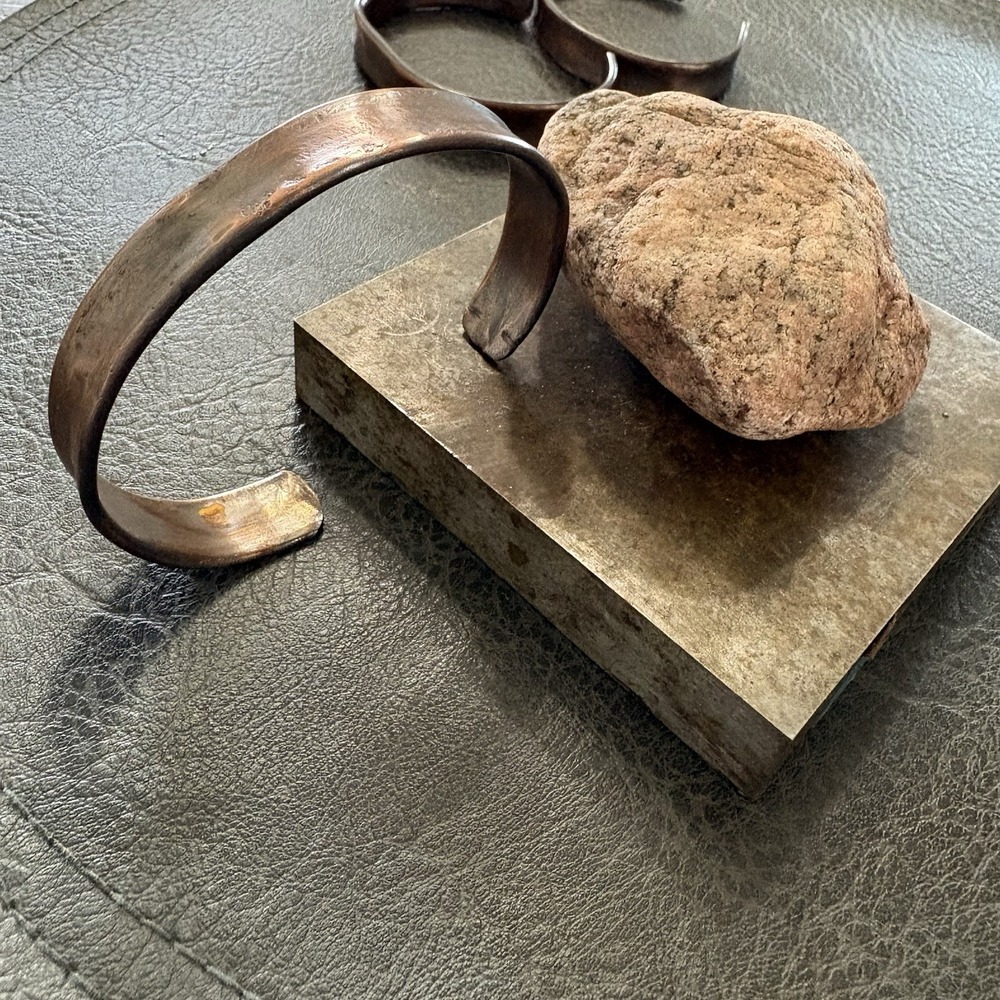 Pure Copper Handmade 1/2 Inch Cuff Bracelet Unisex Hammered Concrete Finish - Picture 6 of 7